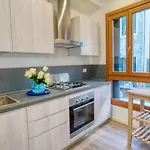 Apartment Ecco *